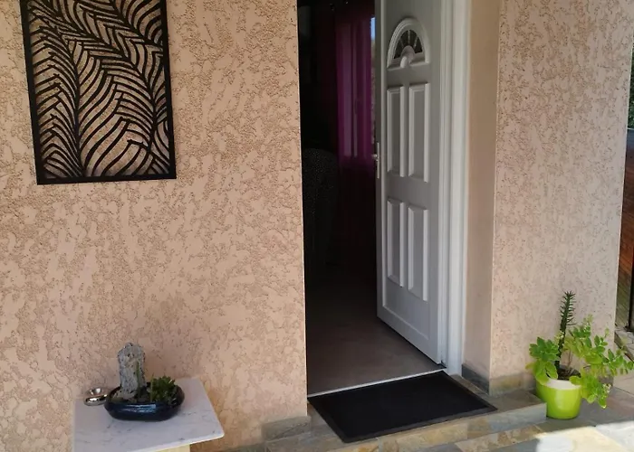 Διαμέρισμα Bouquet Brouzet-les-Ales